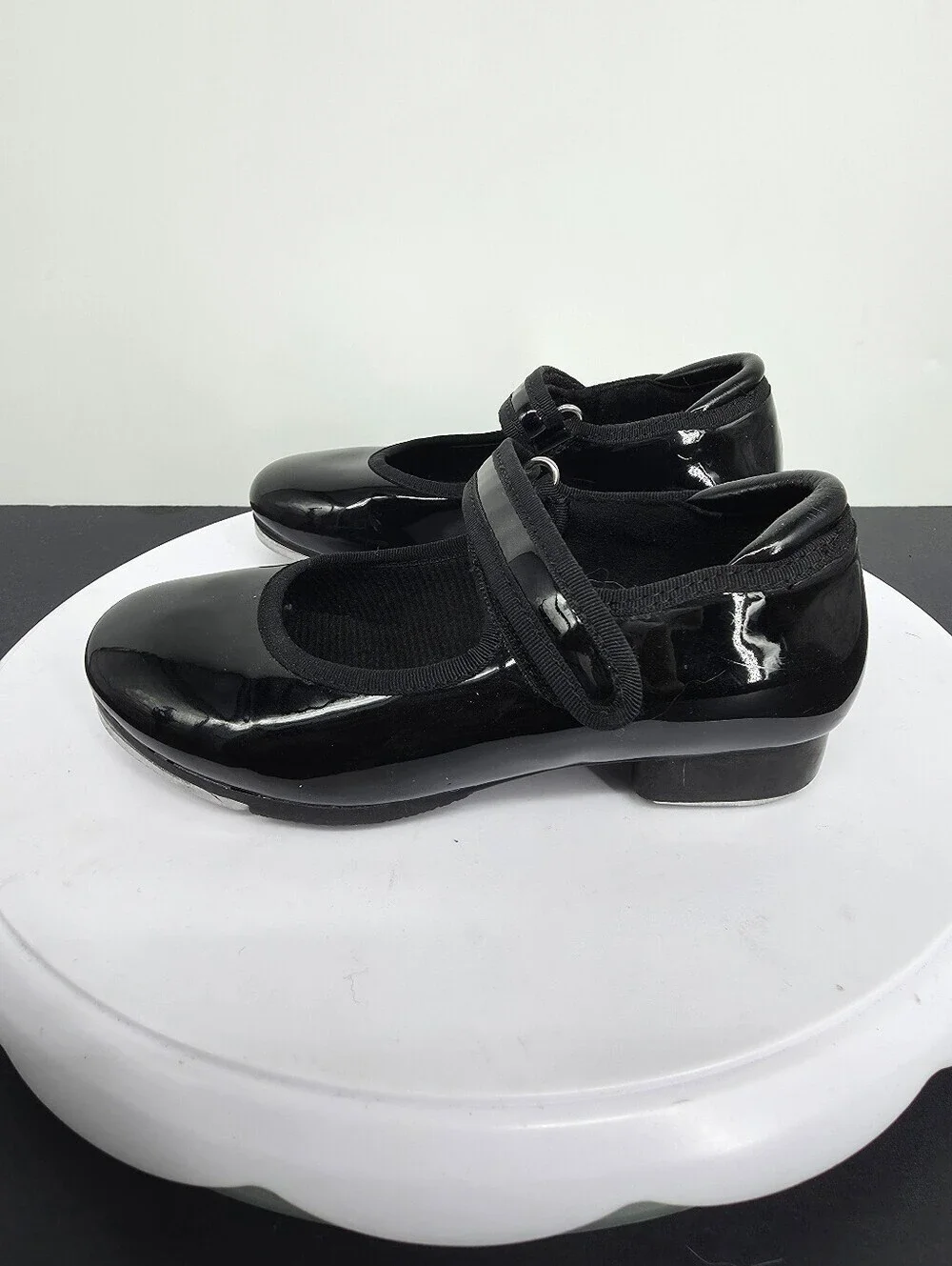 Capezio Kids Black Patent Mary Jane Tap Dance Shoes Size 10.5C Hook Loop Strap